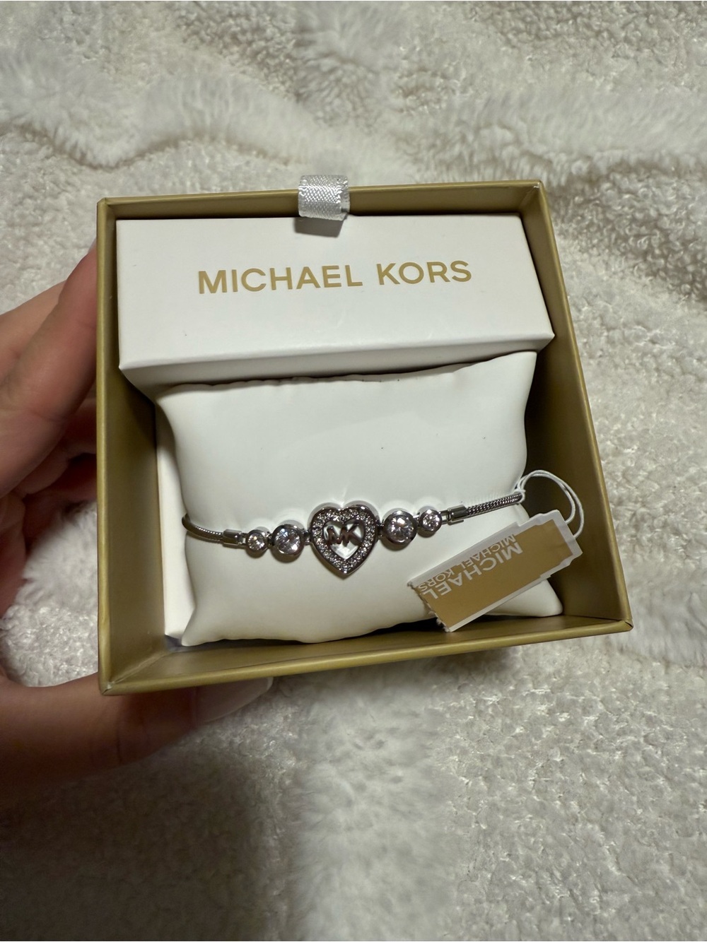MICHAEL KORS Silver Heart Crystal Station Bracelet